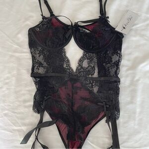 NWT Ellie Teddy Oh La La Cheri